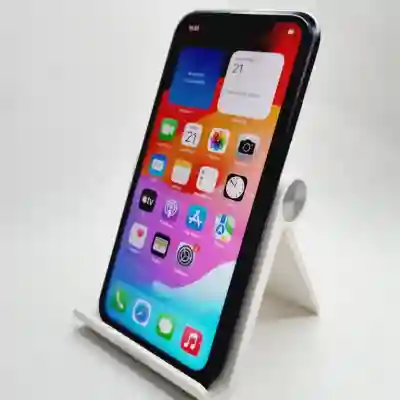 Apple iPhone XR