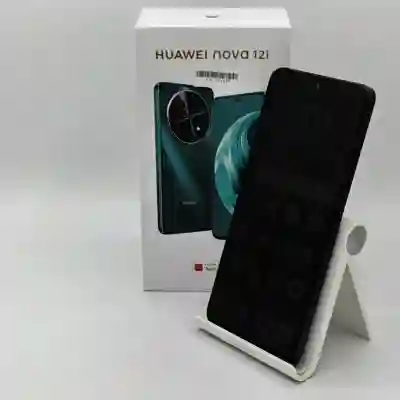 Huawei Nova 12i