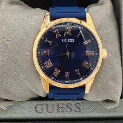 Guess W0362G2