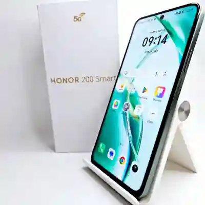 Honor 200 Smart