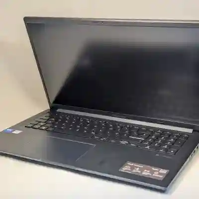 Asus VivoBook X1704V