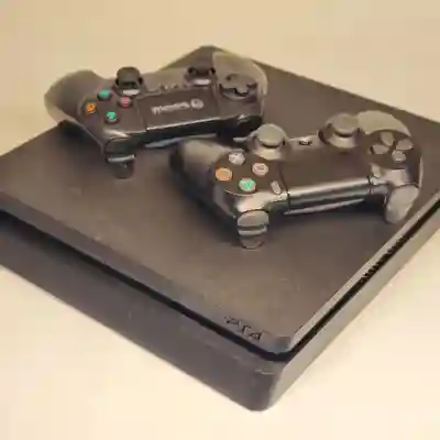 Sony PS4 Slim