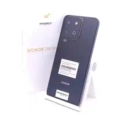 Honor 200 Smart