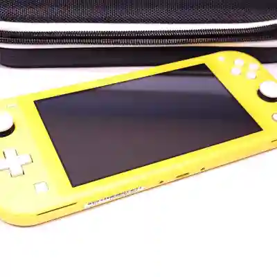 Nintendo Switch Lite HDH-001