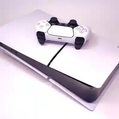 Sony PS5 Slim Disc + 1 controller